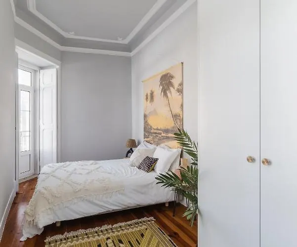 Casa Boma - Elegant And Charming - Alcantara V Apartment